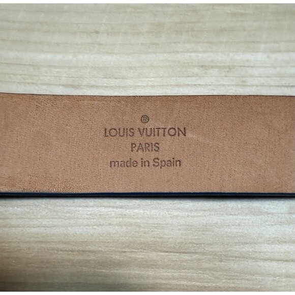 Louis Vuitton Women’s Leather Belt Blue Adjustable Hook Front 31”-34” - Picture 6 of 16